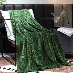 Super Soft Flannel Fleece Throw Blanket, Lightweight Cozy Warm Leaves Textured